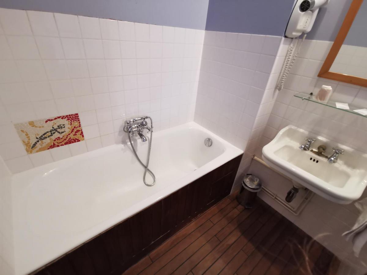 אטרטאט Hotel La Residence Manoir De La Salamandre מראה חיצוני תמונה